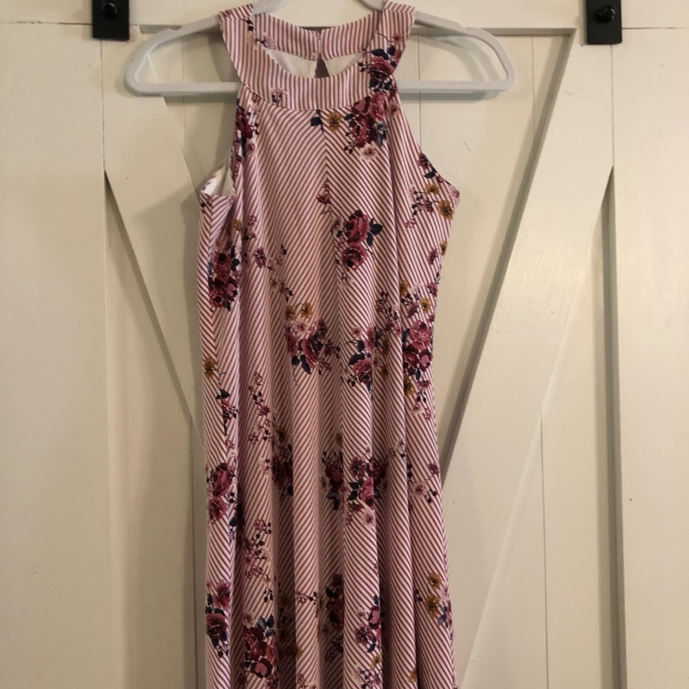 Dress with stripes and flowers